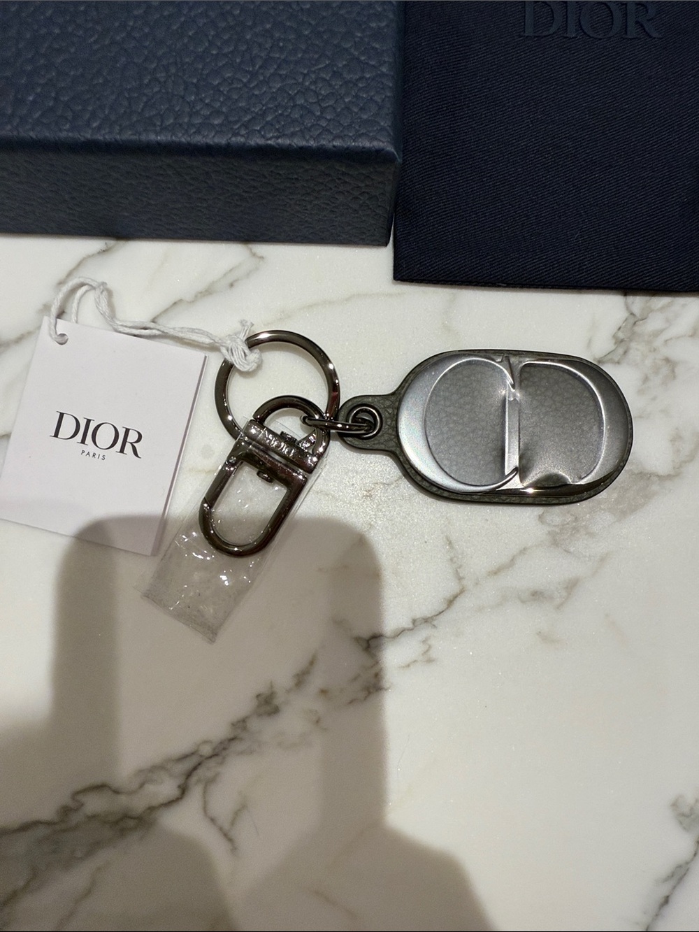 Dior Men’s Silver Metal Keyring with Navy Branded Pouch - Picture 3 of 5
